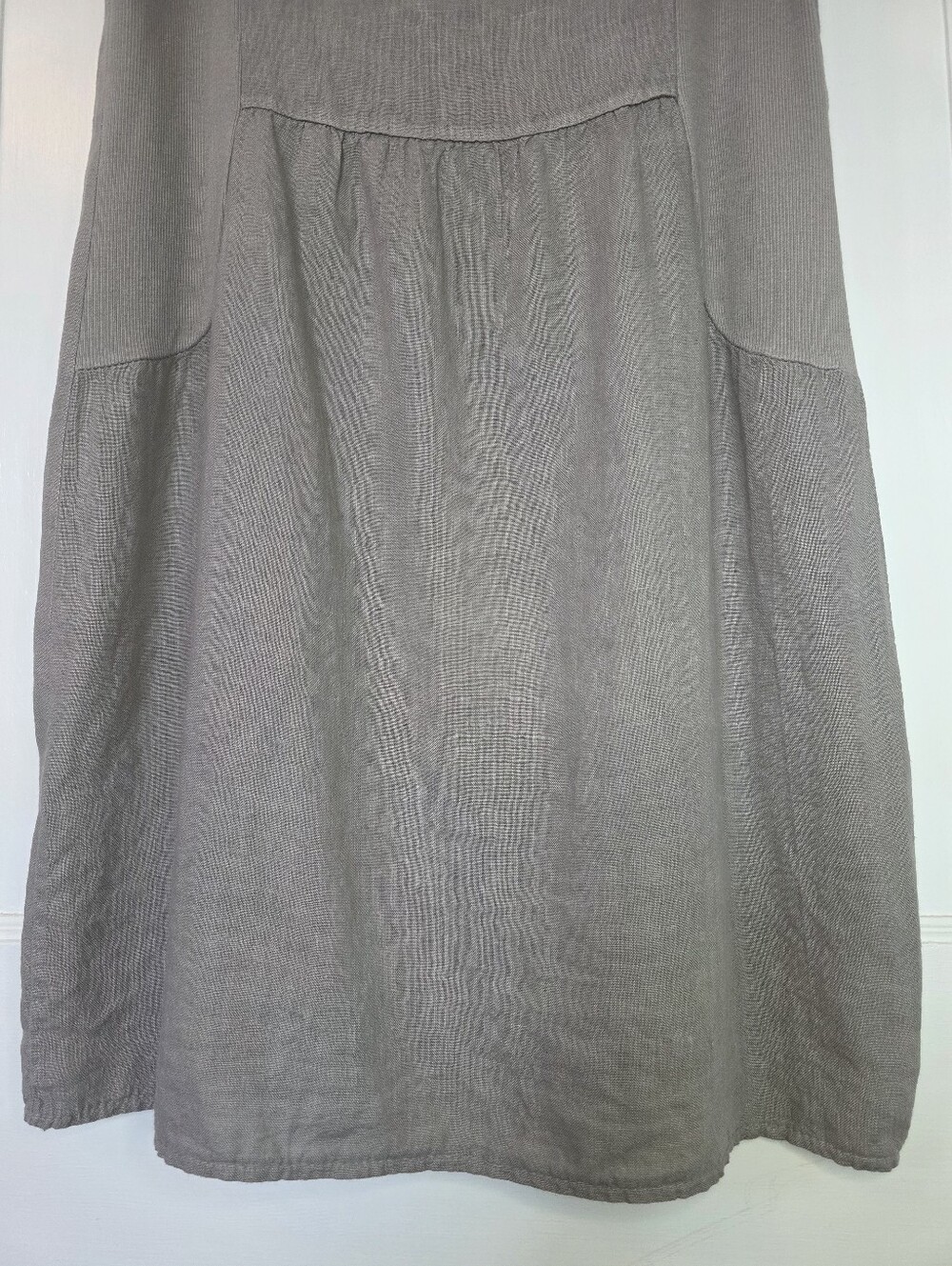 Lina Tomei Italian Linen Shift Dress – Size M – Taupe - Picture 6 of 7